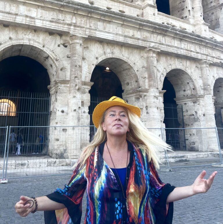 Künstlerin Susanne Rikus in Rom